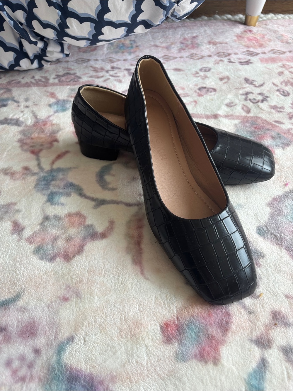 Women's Black Croc-Embossed Low Block Heel Pumps